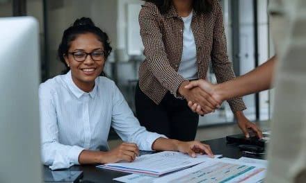 Choisir sa formation pour une réorientation professionnelle : les critères à considérer